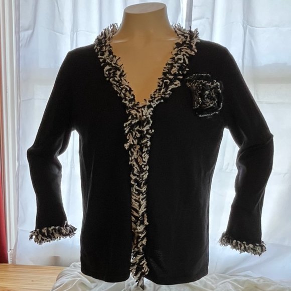 AMBRA LONG SLEEVE OPEN CARDIGAN WITH FRINGE AND FLOWER NWOT - Picture 2 of 5